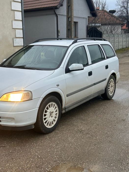 OPEL ASTRA 1.7 Diesel in stare buna de funcționare!