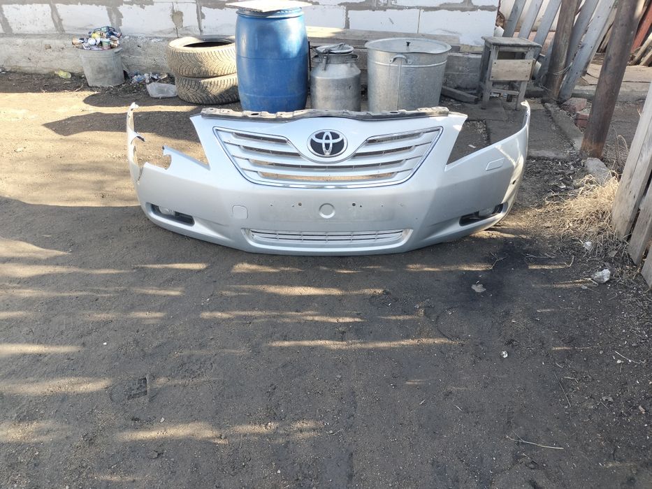 Продам бампер передний