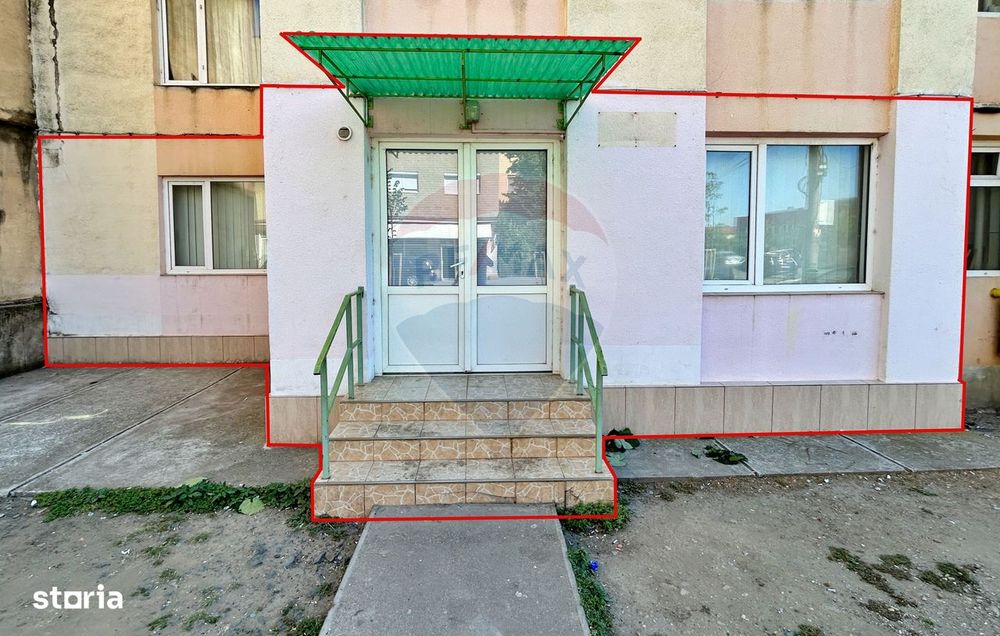 Spațiu comercial de închiriat în Confecții/Arad