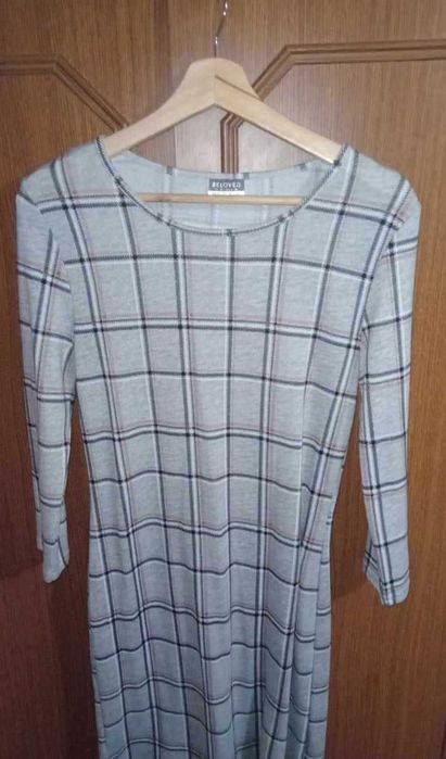 Rochie în carouri, pentru toamnă