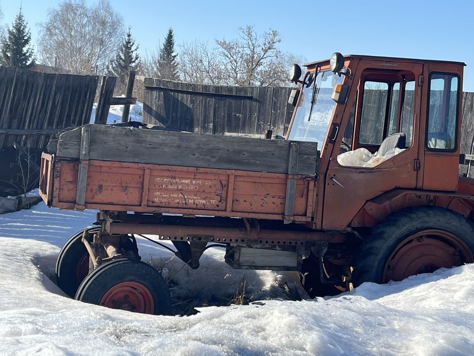 Продам трактор Т-16