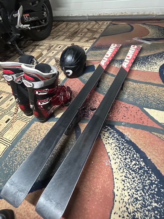 Schiuri cu echipate complet