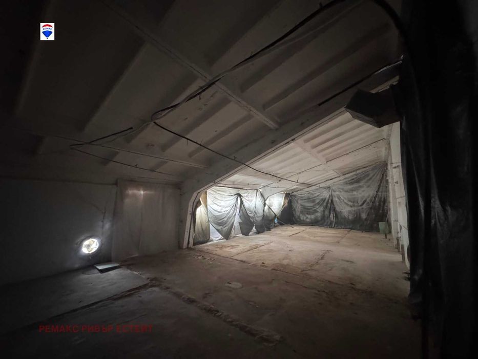 Продава се Промишлена сграда в Сливо поле - 1520 кв.м за 309 €/кв.м - Снимка #7