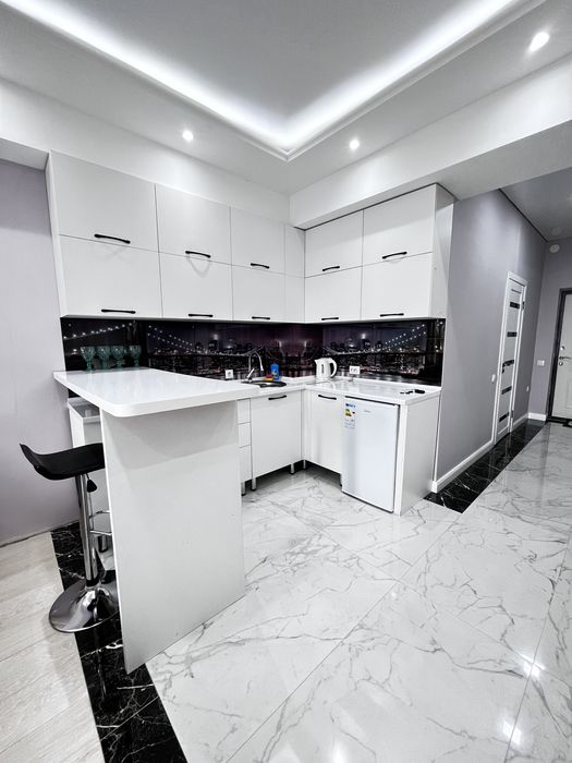 Посуточно 1 ком  Мега  центр Люкс