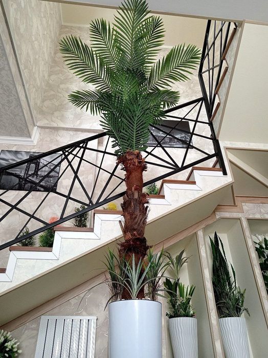 Искусственные деревья пальма