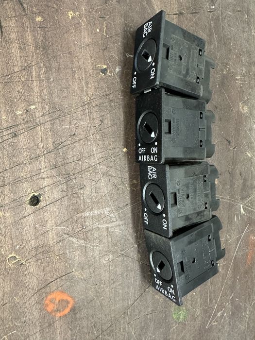 Switch airbag passat b6 b7 cc tiguan golf audi a3 a4 a5 a6 a7 a8 q5