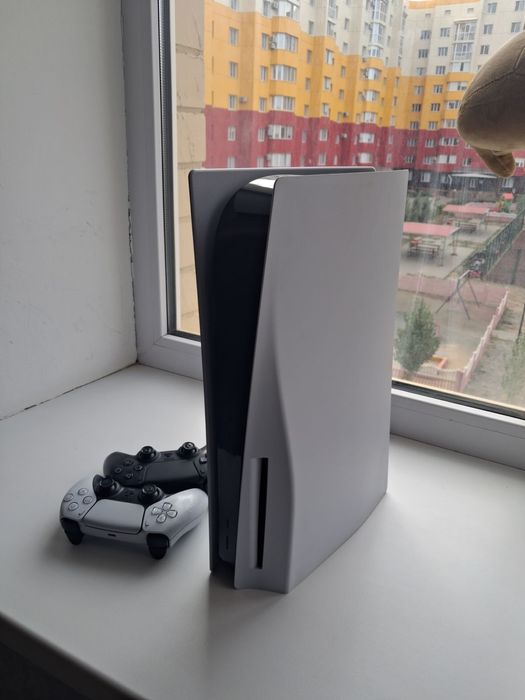 Play Staytion 5 и 2 джойстик