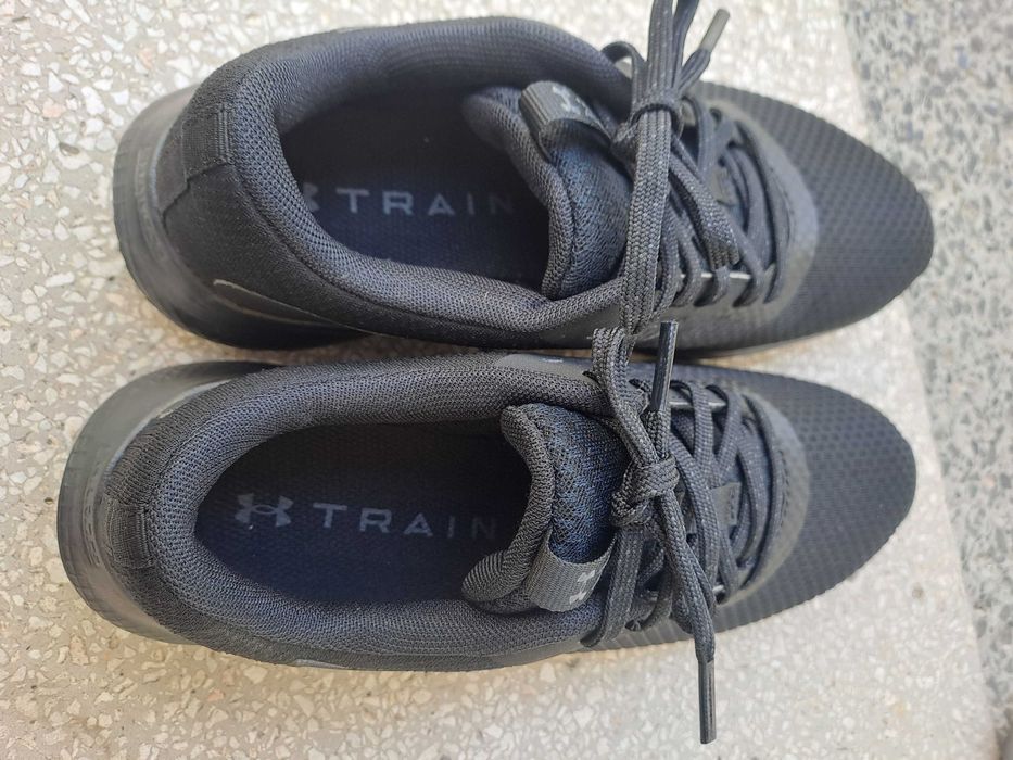 Дамски маратонки Under Armour размер 38.5