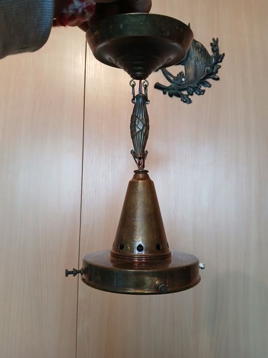 Антични полилей с фасонги