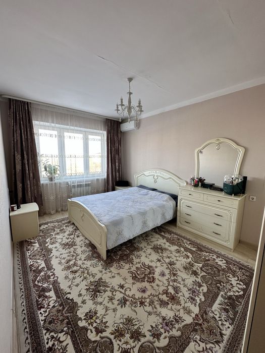 Продам трехкомнатную квартиру