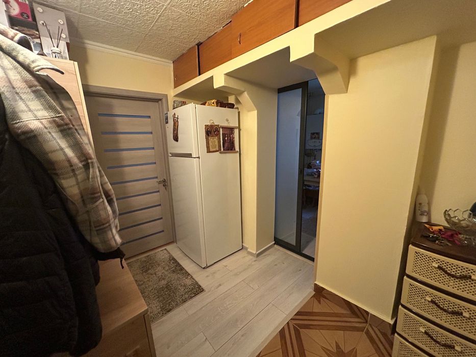 Apartament 2 camere semidecomandat