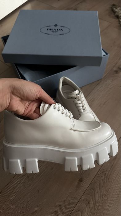 Ботинки Prada