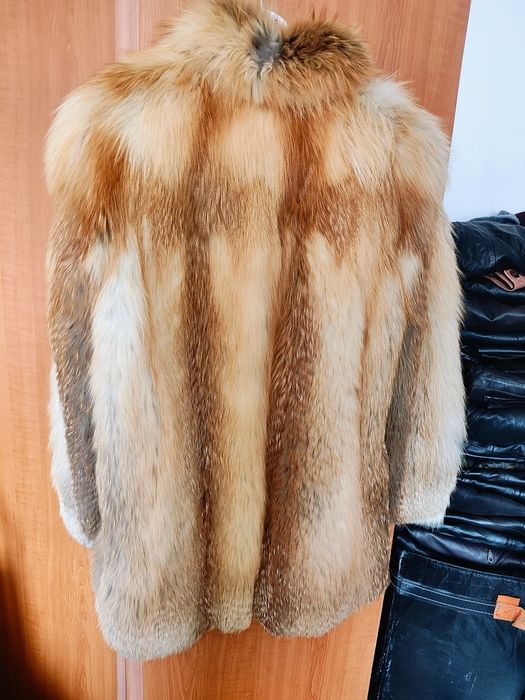 Haina din blană naturală de vulpe