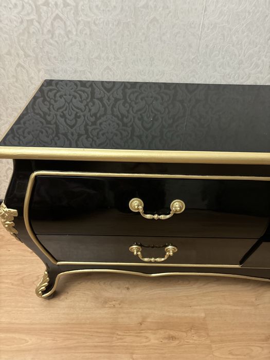 Продается мебель под телевизор