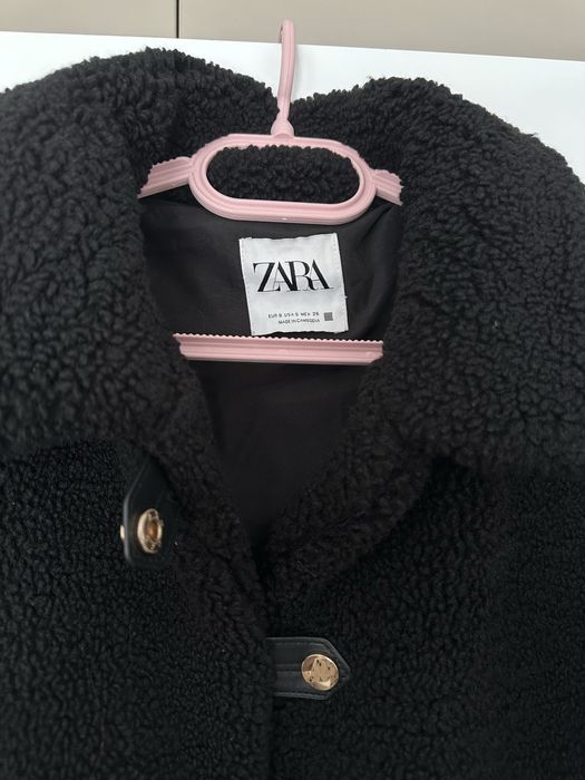 Късо палтенце Zara
