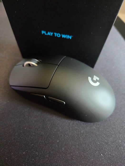 Mouse gaming Logitech G Pro X Superlight + custom skates