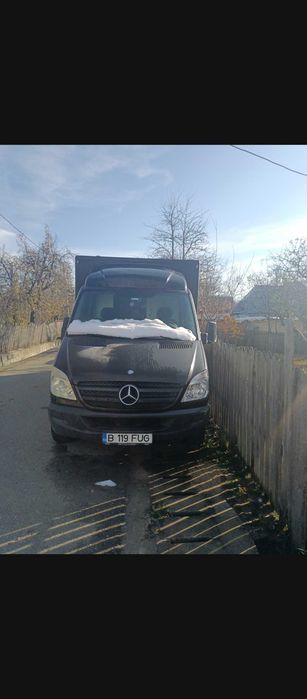 Mercedes Sprinter 313 E5 cub cu rafturi