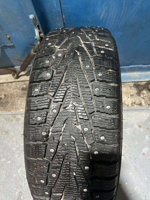 шины 235/55/18 зимний