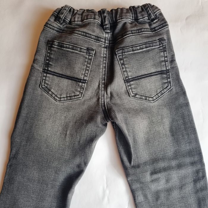 Детски черни дънки Next, размер 98 см.