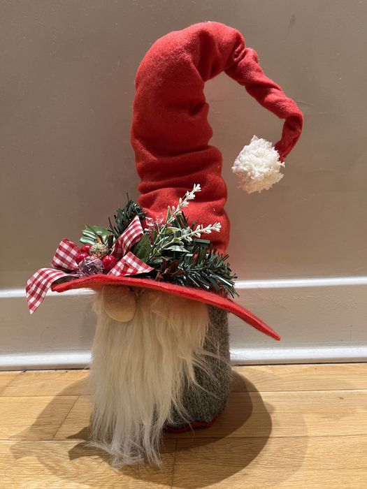 Ръчно изработени коледни джуджета