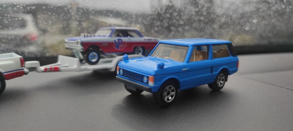 Метални модели различни мащаби