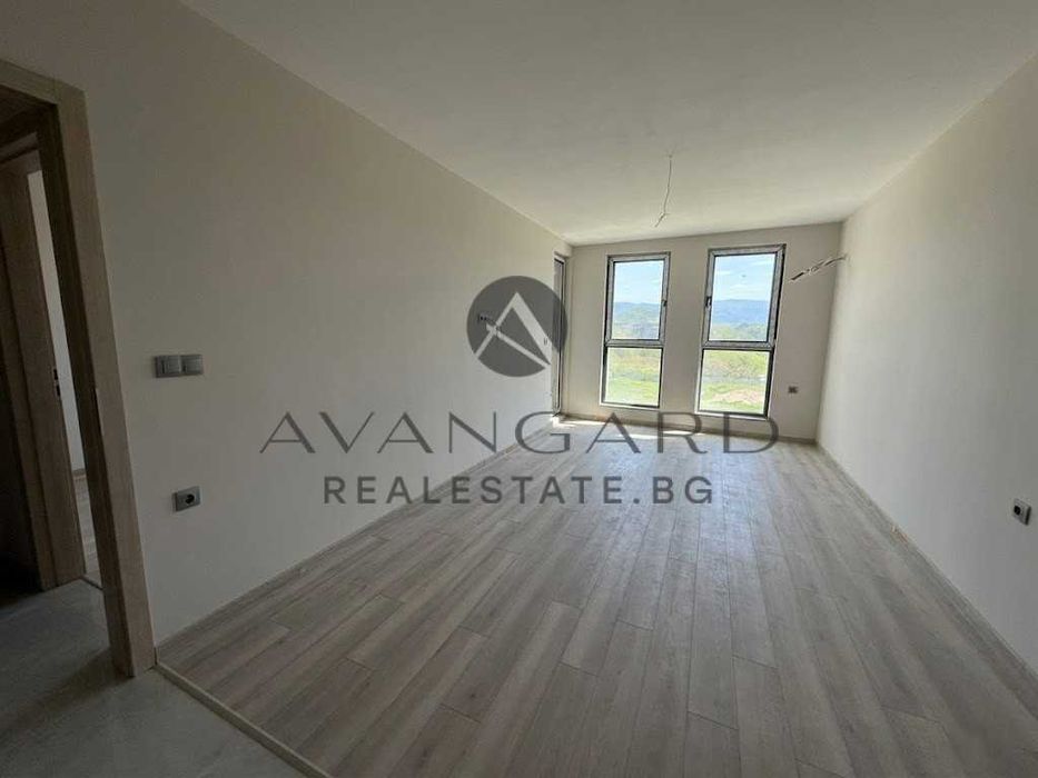 Продава се Двустаен апартамент в Пловдив, Кършияка - 72 кв.м за 2167 €/кв.м - Снимка #2