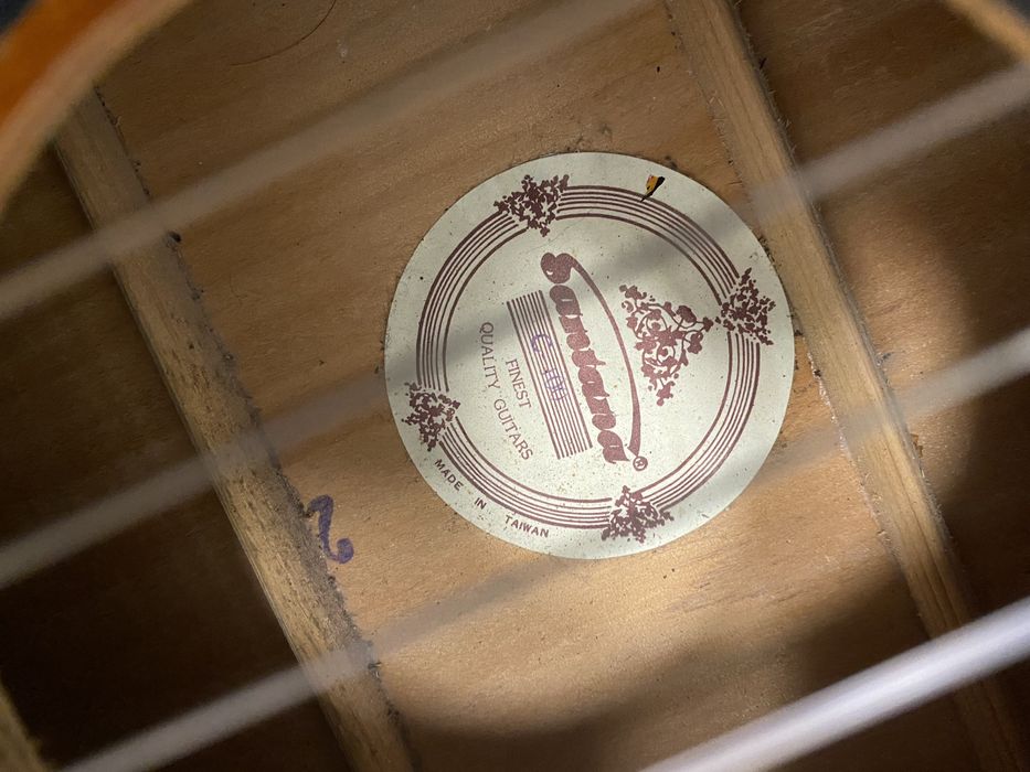 Стара китара