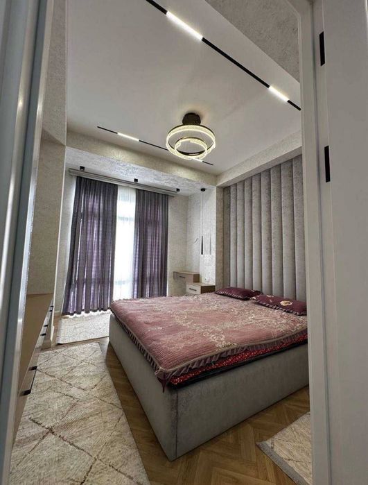 Yakkasaroy city mall Продается 3 комнатная квартира ремонт м Братские