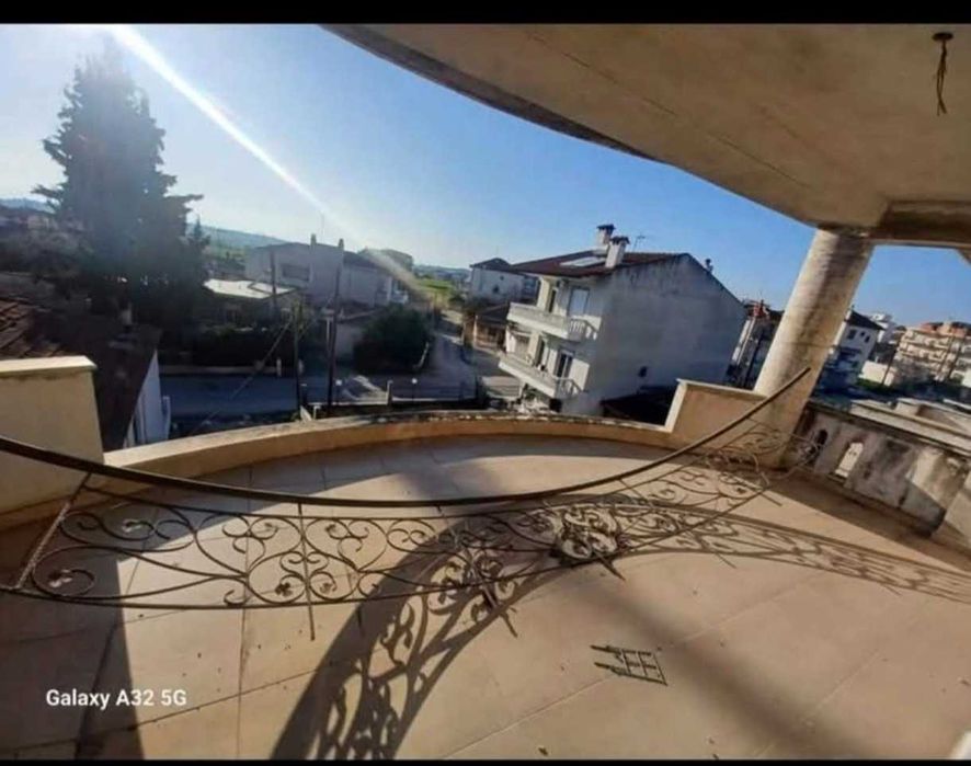 Инвестиционна сграда в централен район на Епаноми – близо до Солун