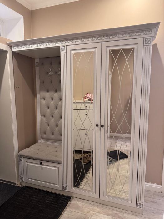 Шкаф для прихожей