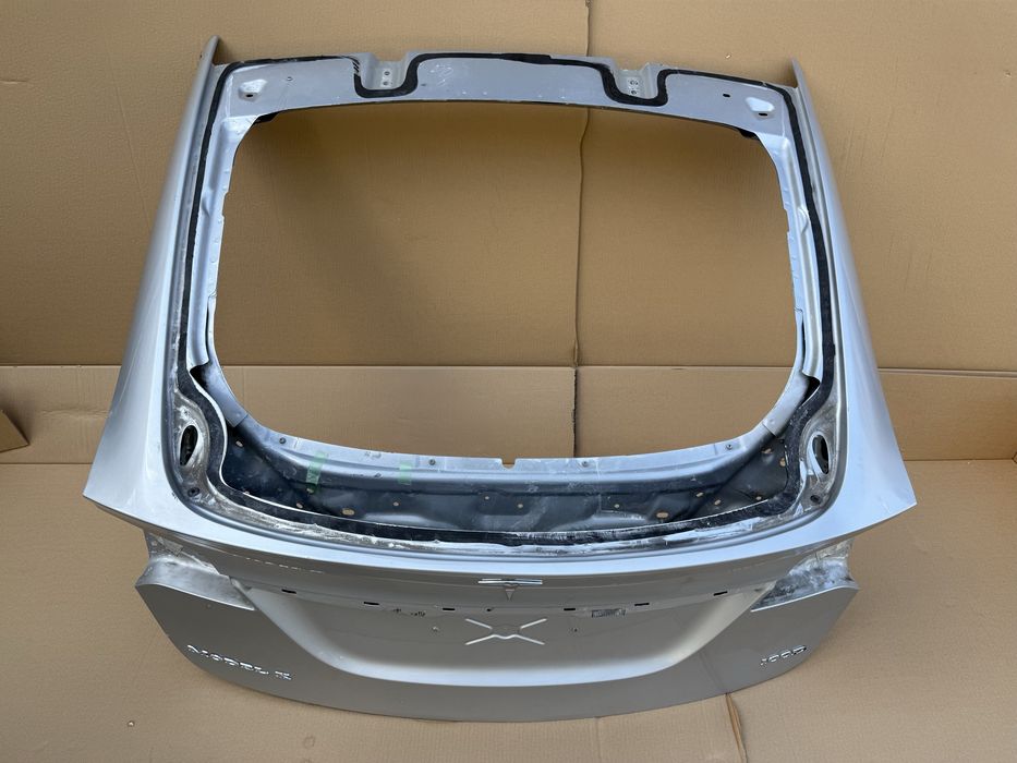 Капак Tesla Model X
