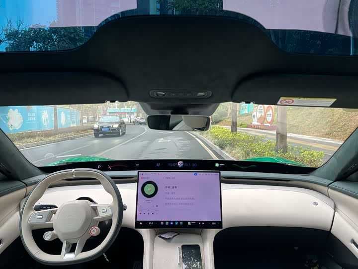 Xiaomi YU7 Max 690hp/760km