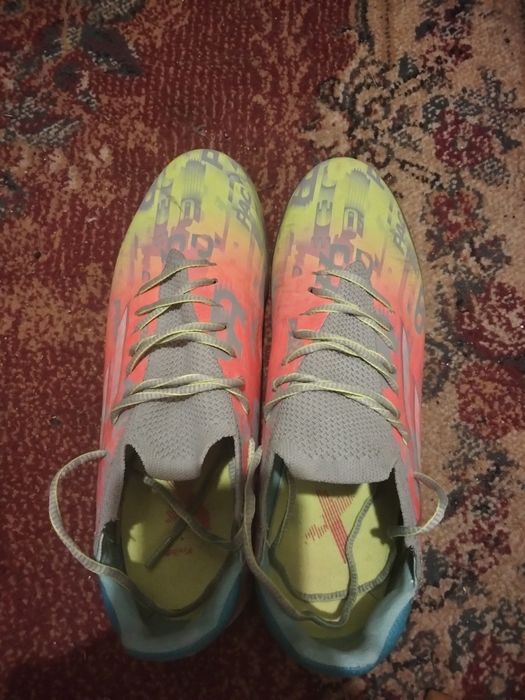 Сараконожки Adidas x