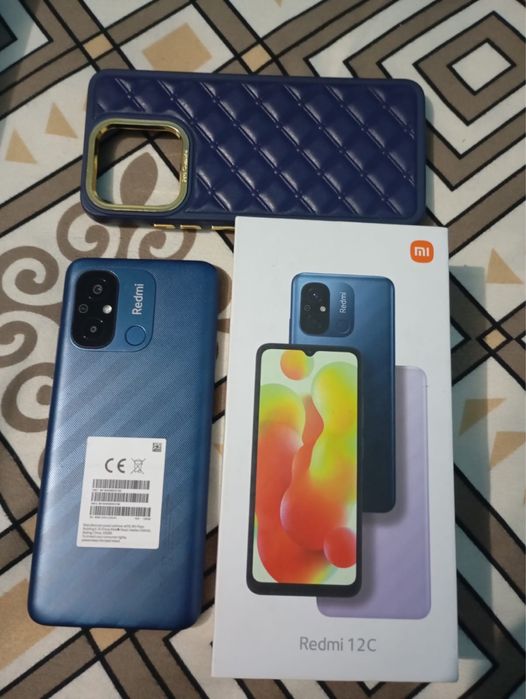 Xiaomi 11 Lite 5G и Redmi 12C