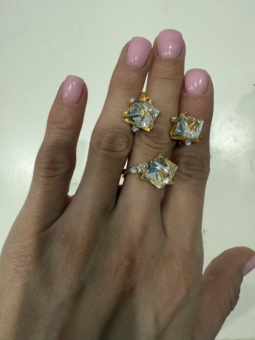 кольцо серги горный хрусталь