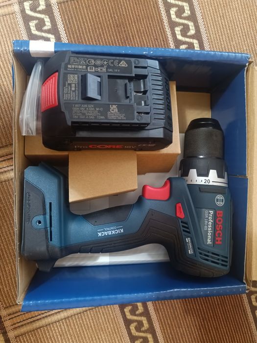 Bosch - GSR 18V-65 - Mașină de găurit și înșurubat, Li-Ion, 18V, 63 Nm