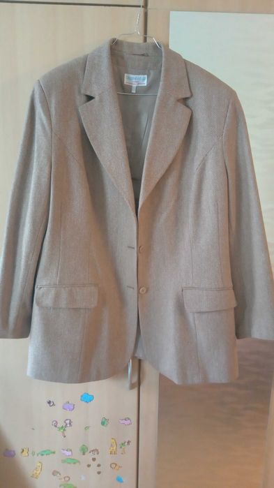 Дамско сако вълнено