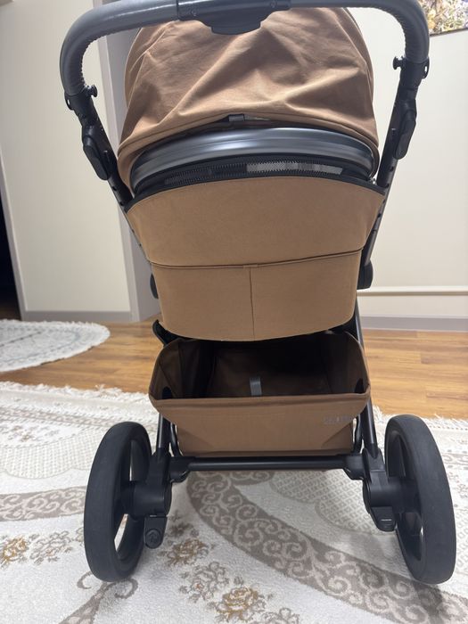 Детская коляска фирмы anex