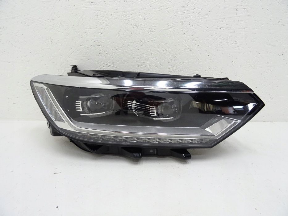 Vw Passat B8 3G1 far stanga full led far dreapta led adaptiv matrix