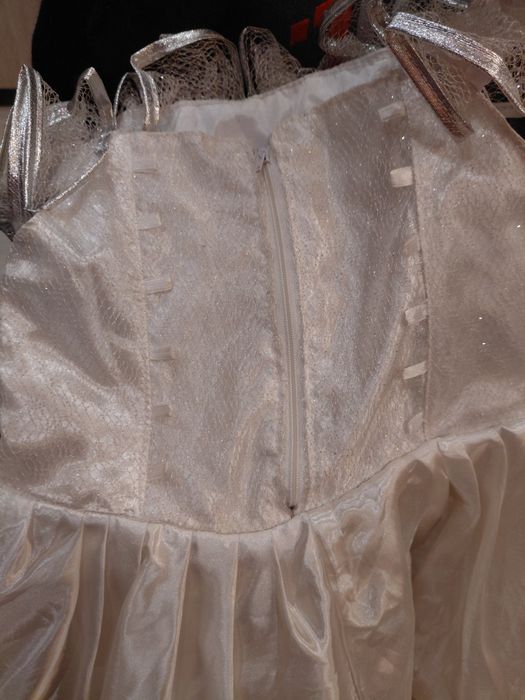 Официална детска рокля за принцеса-като нова