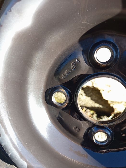 Джанти от Тойота Ярис 2012