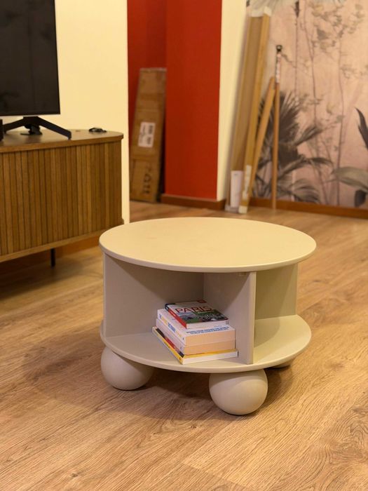 Măsuță auxiliară cafea din lemn de mango H&M, bej uni, living