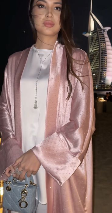 Абайя SA sisters