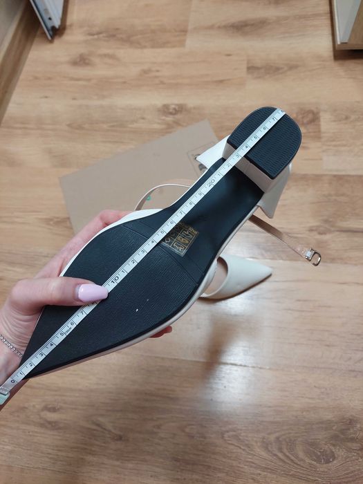 Офицялни обувки номер 42