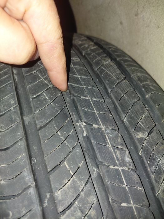 Продам шины  18го размера