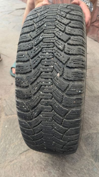Продам резину зима