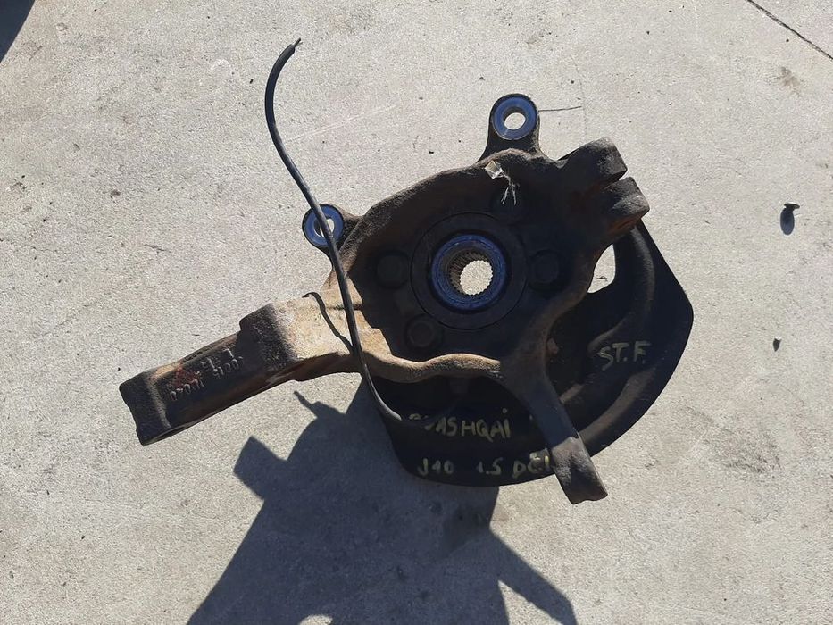 fuzeta stanga fata 1.5 dci nissan qashqai j10