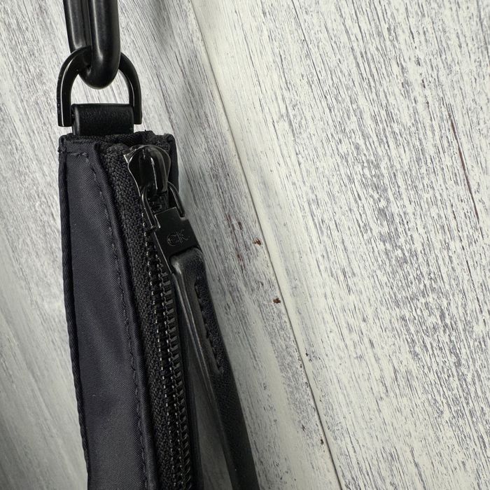 Стилна чанта Calvin Klein