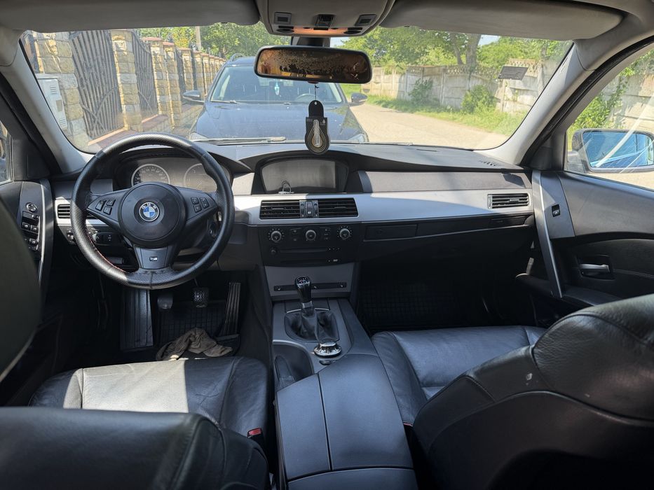 BMW Seria 5 E60 525d