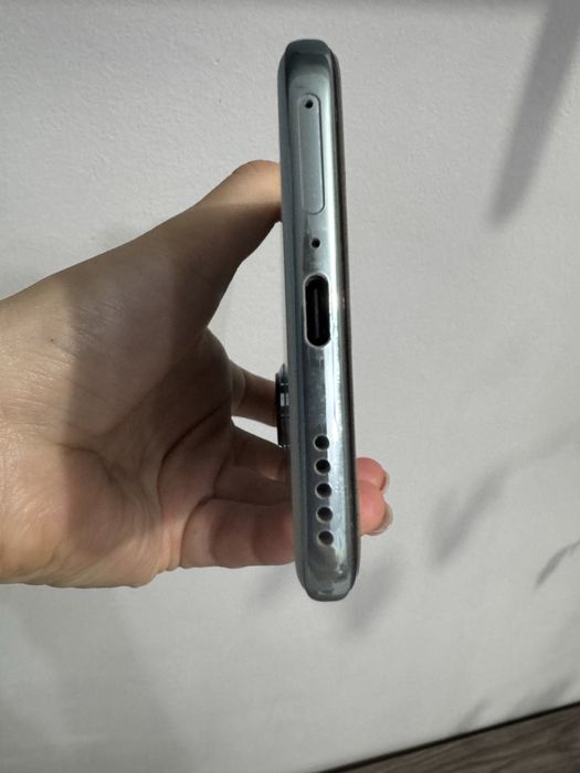 Honor 90 в отличном состоянии